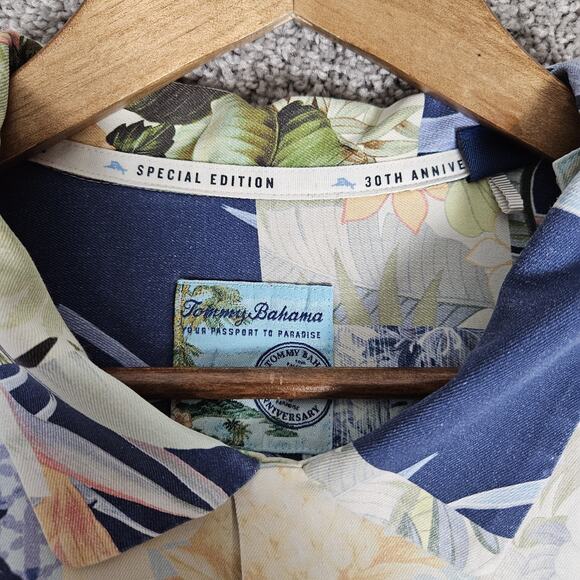 Tommy Bahama Hawaiian Shirt Mens 2XLB Blue Silk 30th Anniversary Passport - Picture 4 of 11